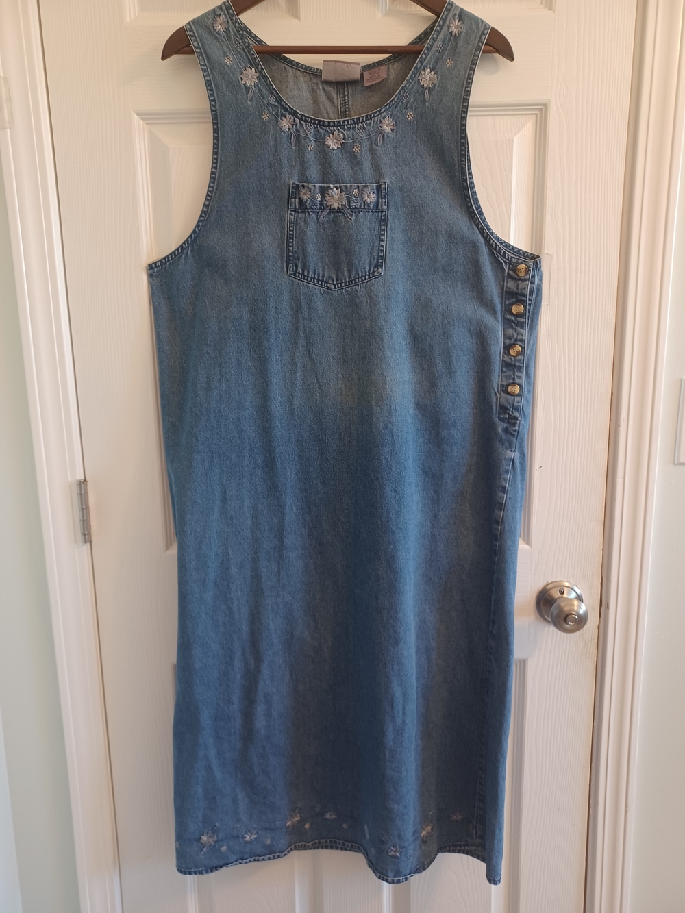 Vintage Sleeveless Blue Denim Maxi Dress with Floral Embroidery Modest Country